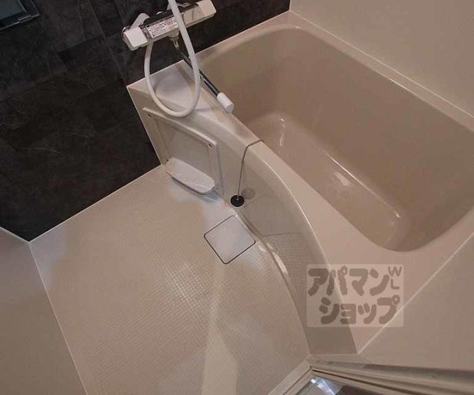 【エクスフォート京都聚楽町】間取