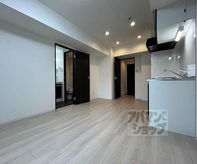 【エクスフォート京都聚楽町】間取