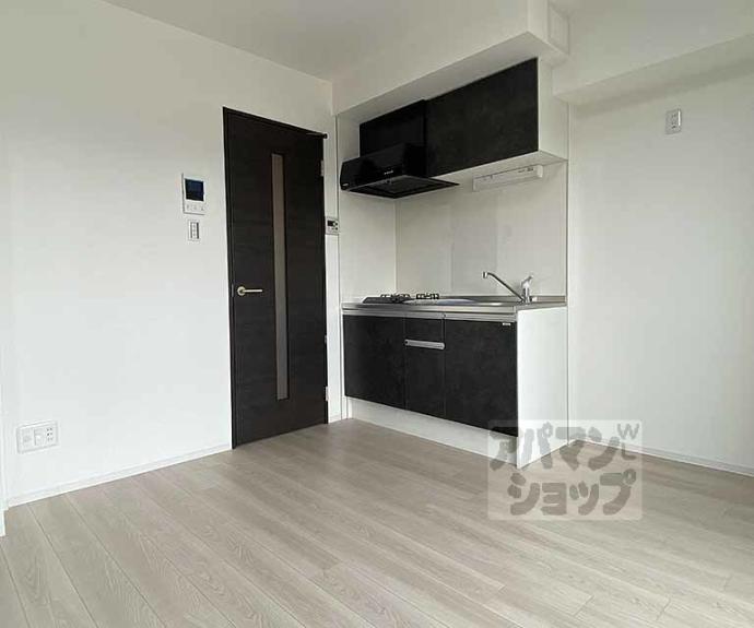 【エクスフォート京都聚楽町】間取