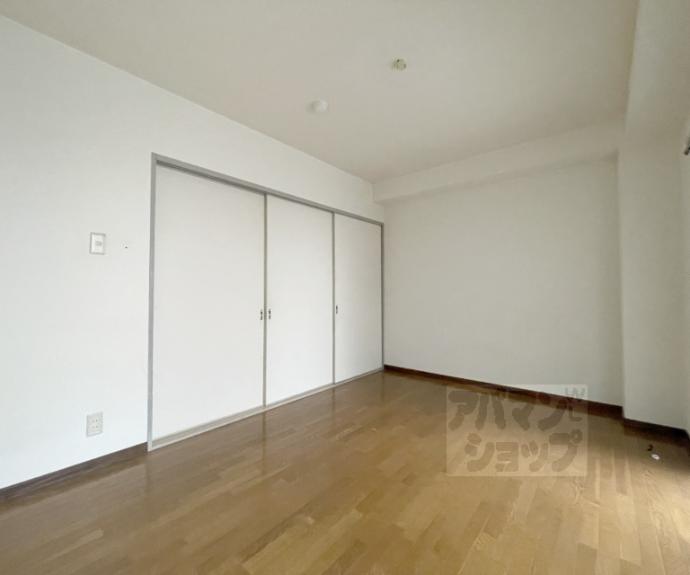 【ＤＡＩＤＯ烏丸ビル】間取