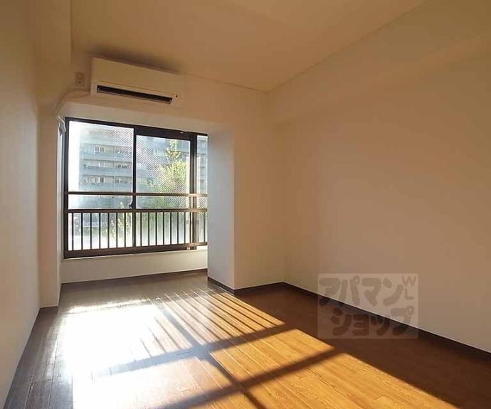 【カステッロロッソ】間取