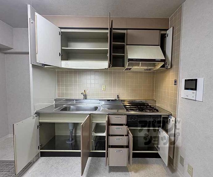 【ライオンズマンション二条城東】間取