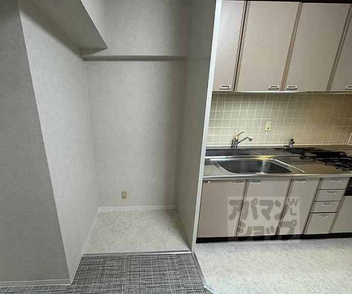 【ライオンズマンション二条城東】間取