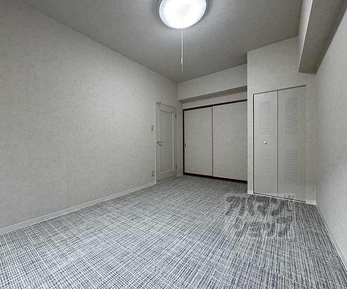 【ライオンズマンション二条城東】間取