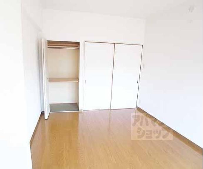 【ライオンズマンション二条城東】間取