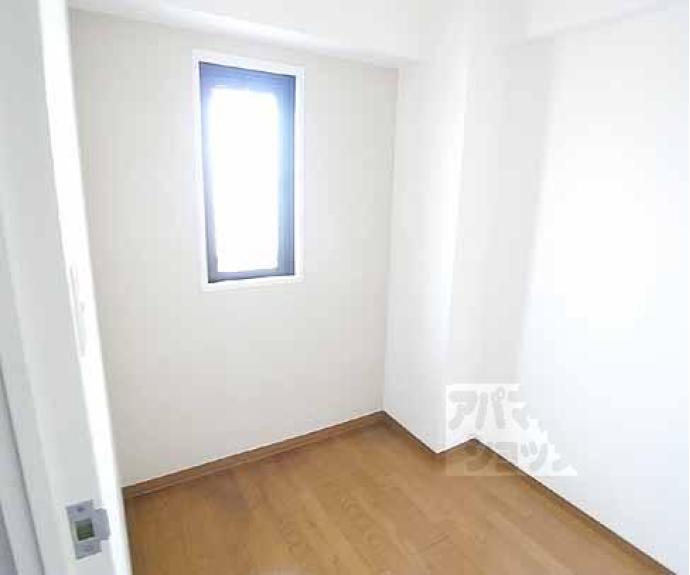 【ライオンズマンション二条城東】間取