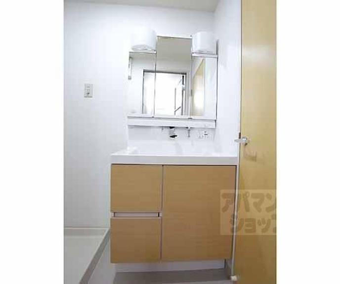 【ライオンズマンション二条城東】