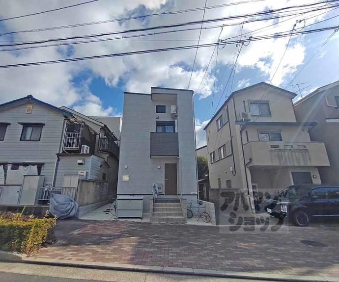 【ハーモニーテラス伏見稲荷】間取