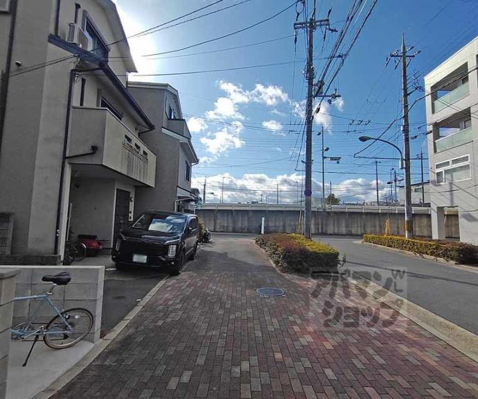 【ハーモニーテラス伏見稲荷】間取