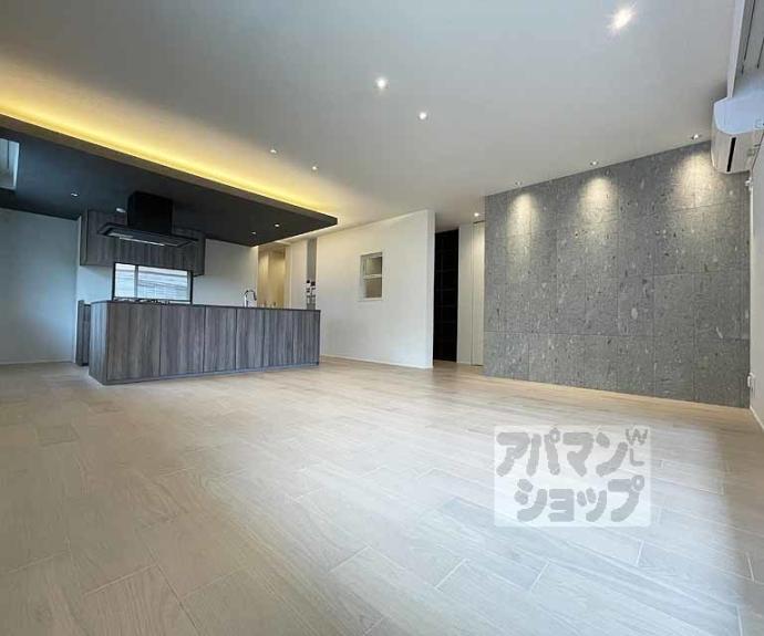 【メゾン御所南】間取