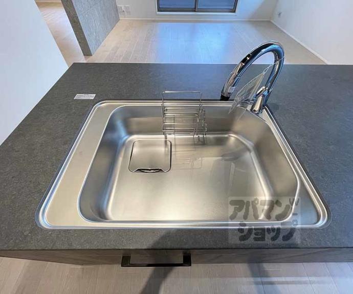 【メゾン御所南】間取