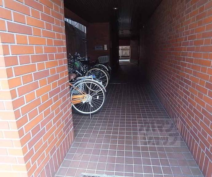 【丸萬ビル】間取