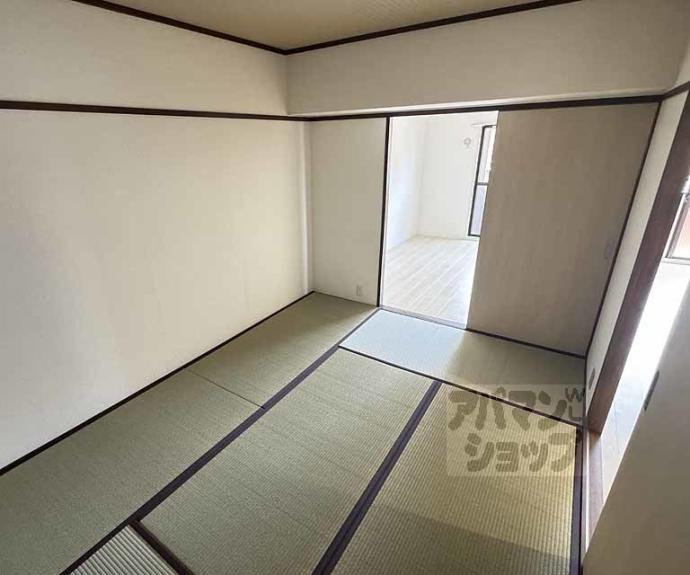 【丸萬ビル】間取