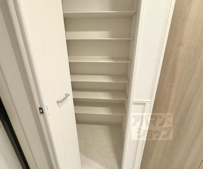 【アーバンコート堀川西】間取