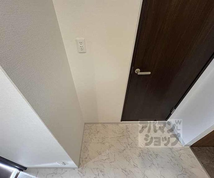 【フォース二条城東】間取