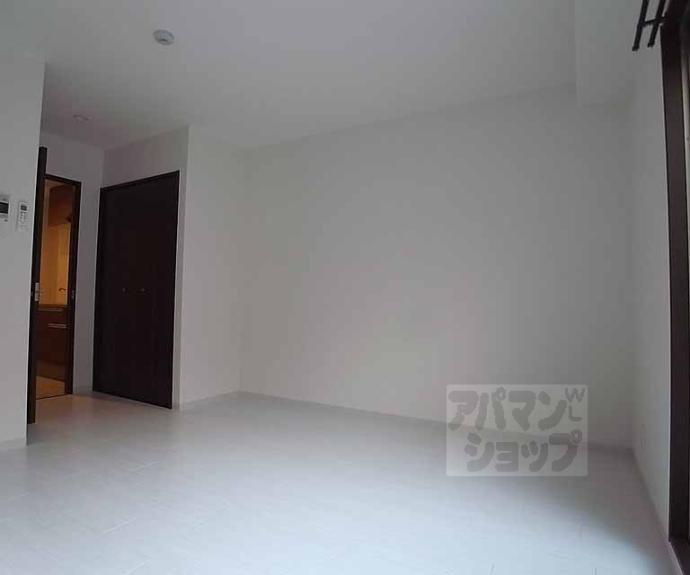 【フォース二条城東】間取