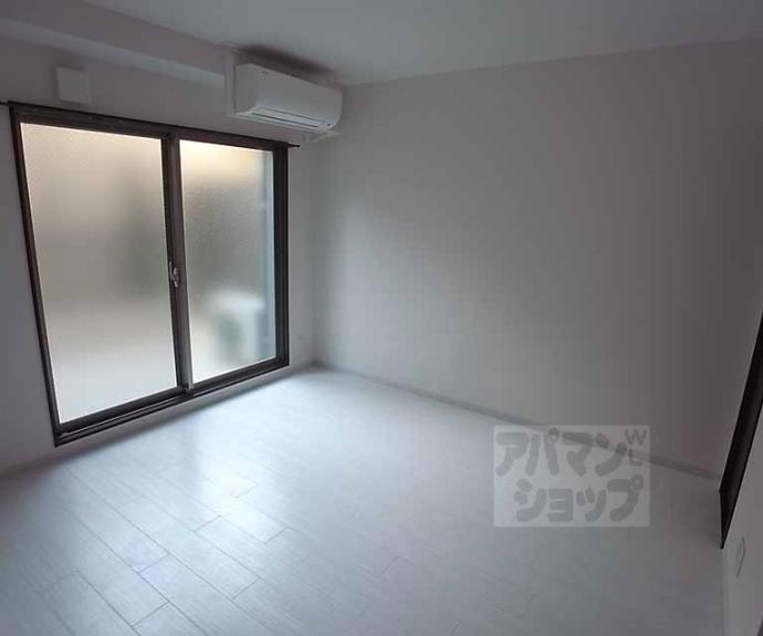 【フォース二条城東】間取