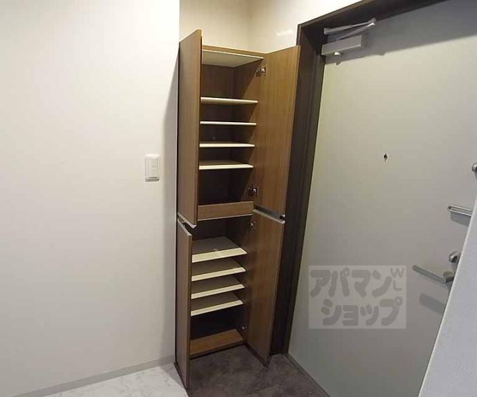 【フォース二条城東】間取