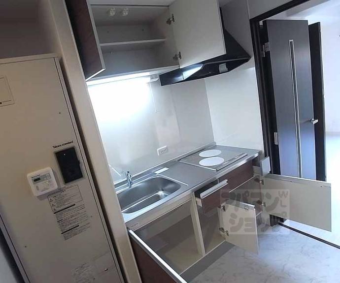 【フォース二条城東】間取