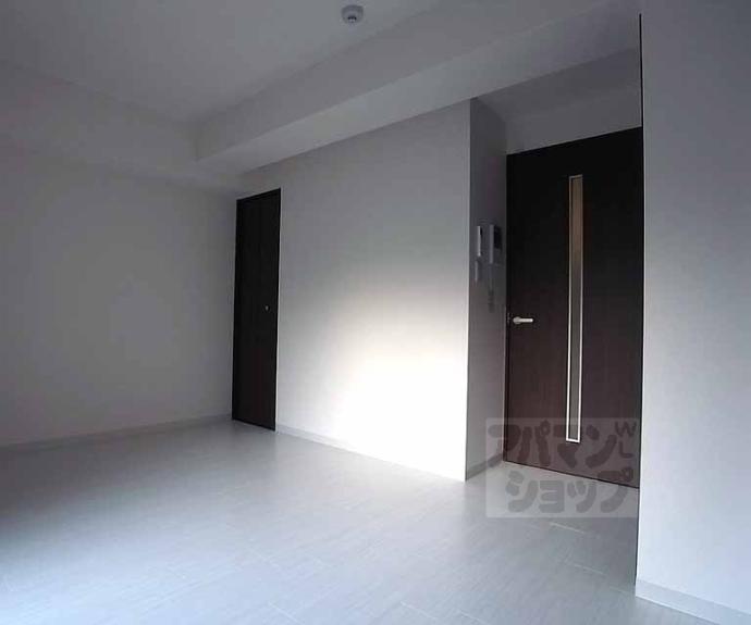 【フォース二条城東】間取