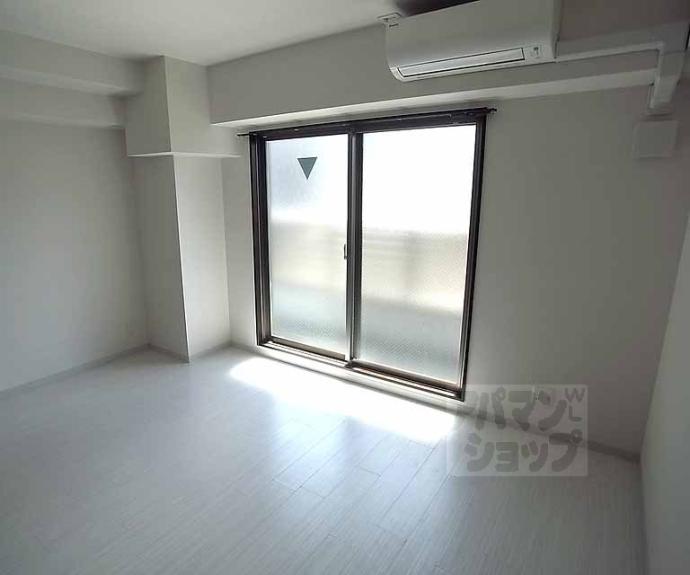 【フォース二条城東】間取