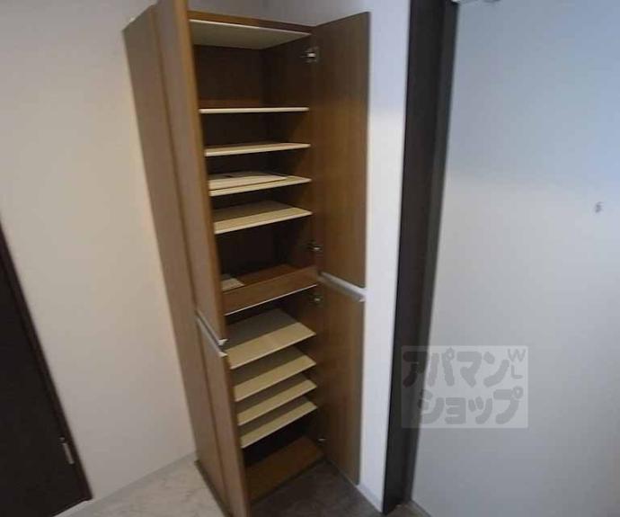 【フォース二条城東】間取