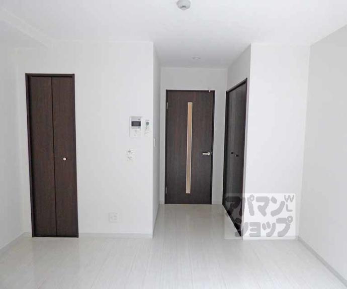 【フォース二条城東】間取