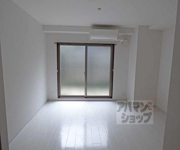 【フォース二条城東】間取