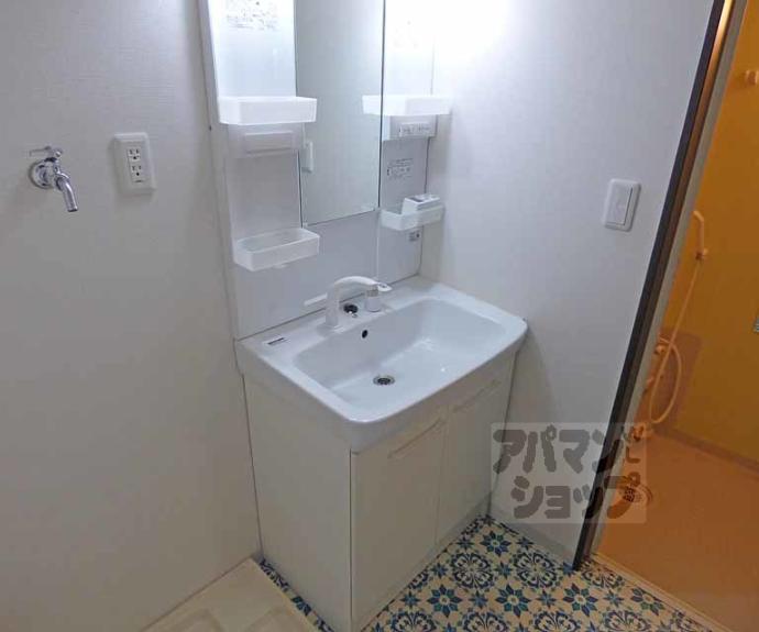 【フォース二条城東】間取