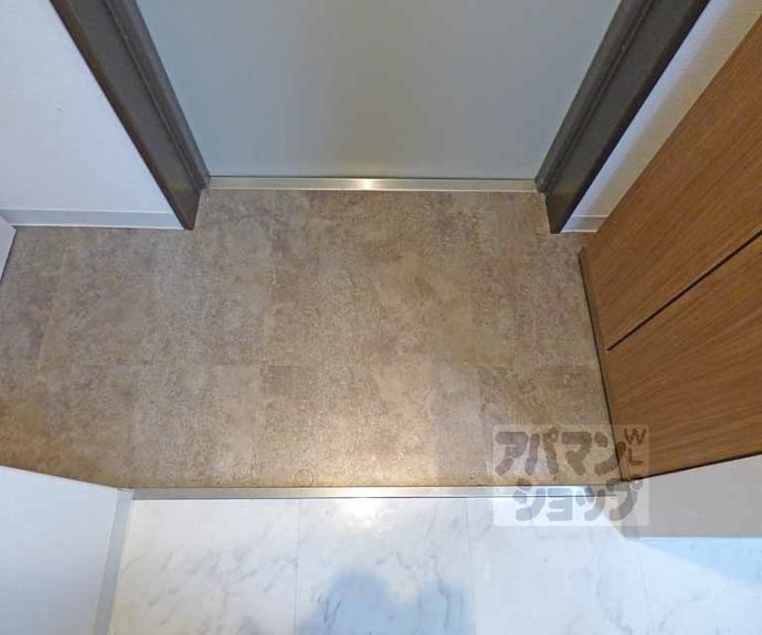 【フォース二条城東】間取