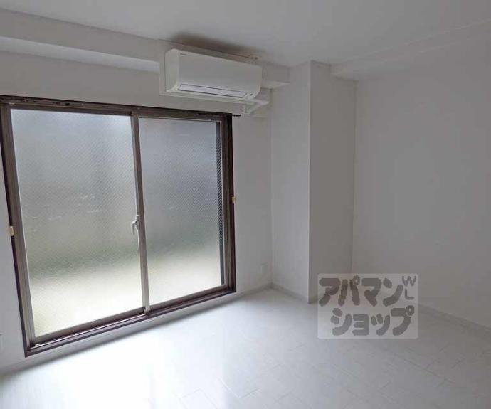 【フォース二条城東】間取