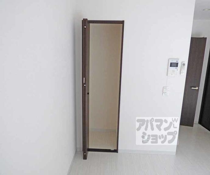 【フォース二条城東】間取