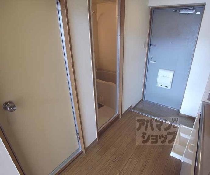【コモド嵯峨】間取