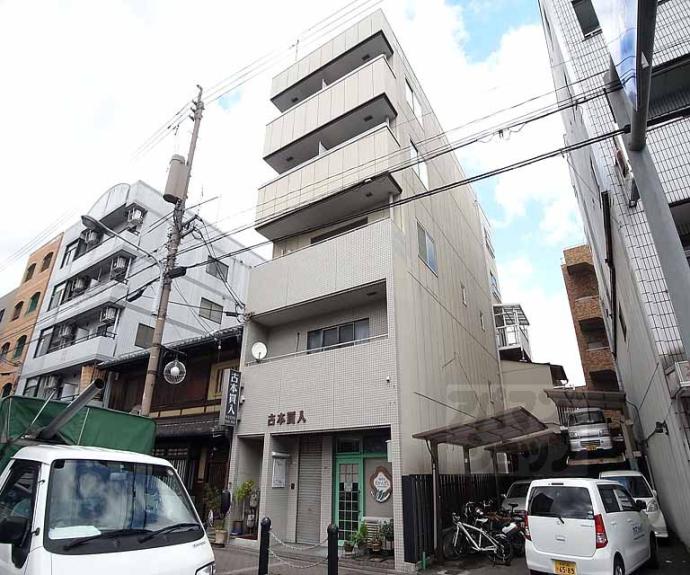 【ＣａｒｌＶｉｌｌａ　千丸】間取