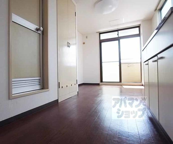 【ＣａｒｌＶｉｌｌａ　千丸】間取