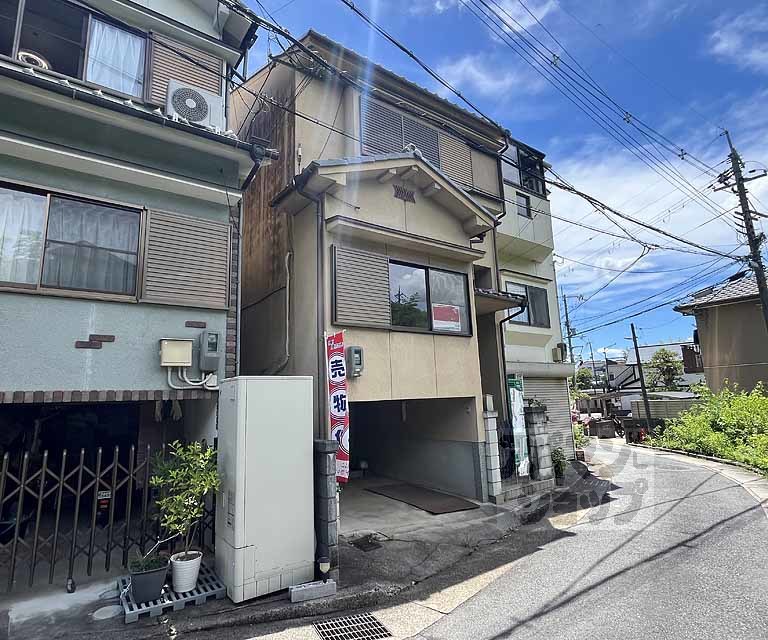 大枝中山町貸家