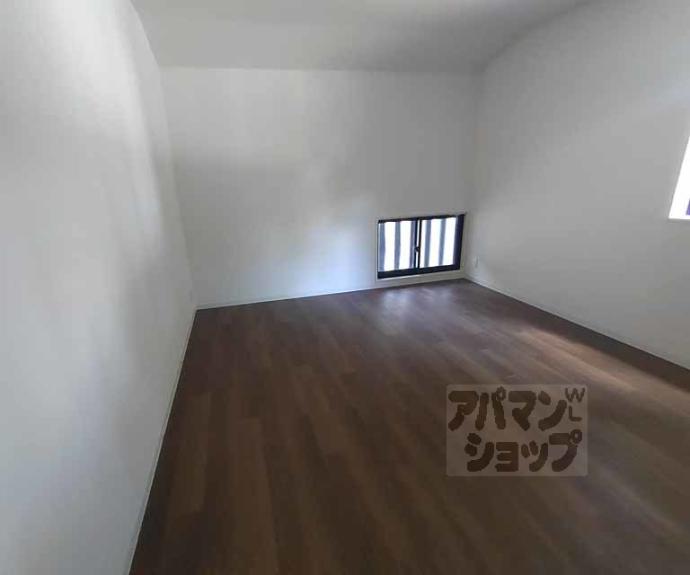 【パーシモン御所南】間取