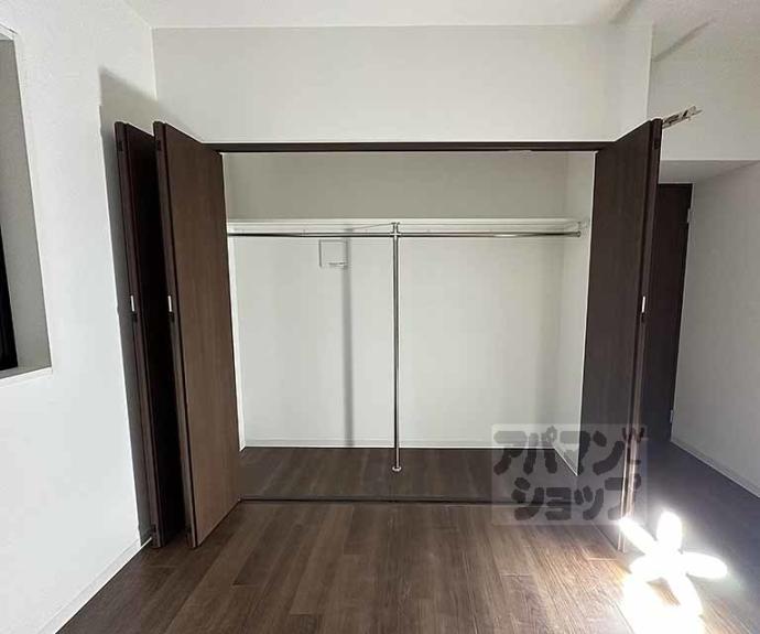 【パーシモン御所南】間取