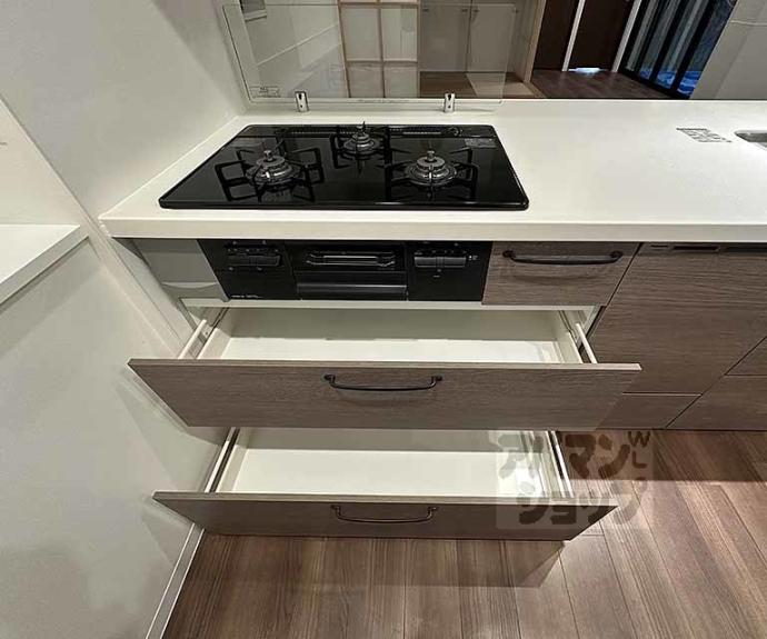 【パーシモン御所南】間取