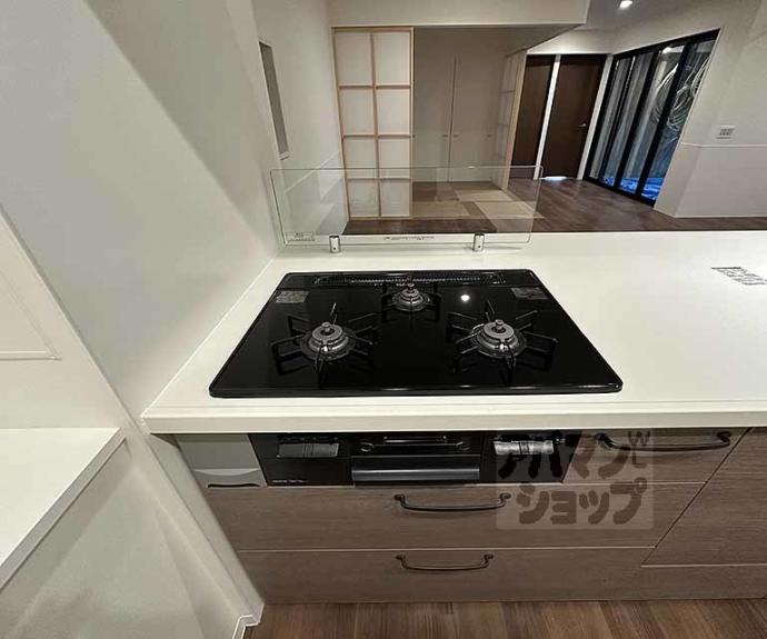 【パーシモン御所南】間取