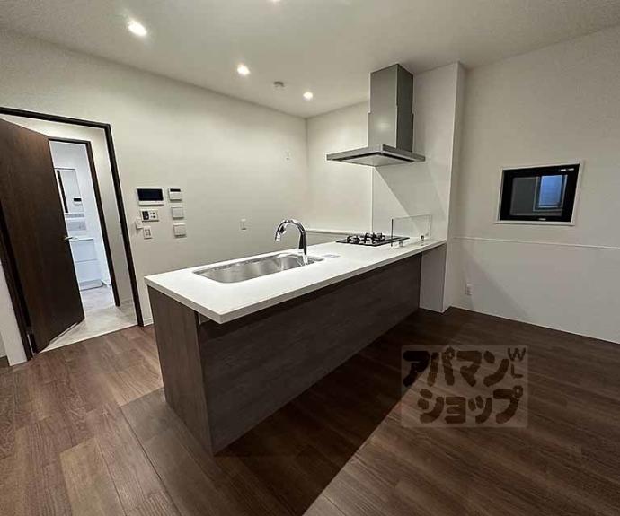 【パーシモン御所南】間取