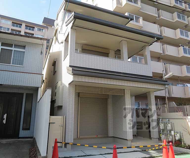 Ｄａｎｋｅ　Ｃｏｕｒｔ