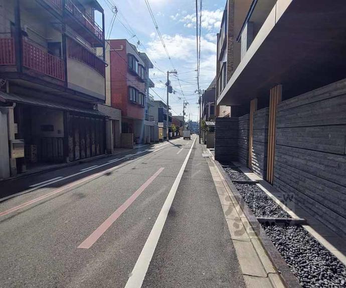 【ライオンズ御所南ロイヤルグレイド】間取