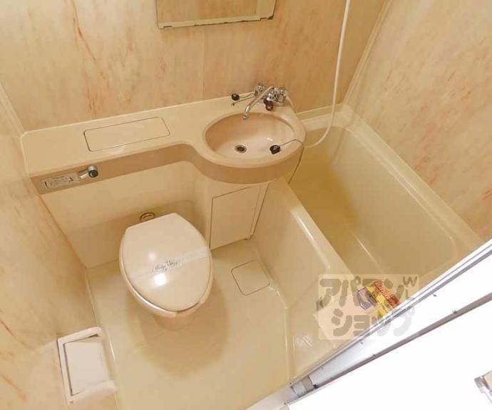 【シェモア御蔭通】間取