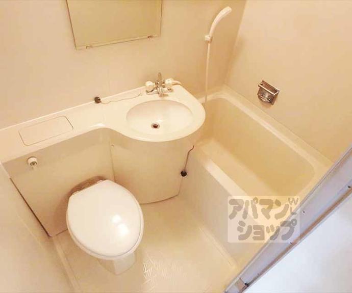 【ＤＥＴＯＭ－１烏丸一条Ⅱ】間取