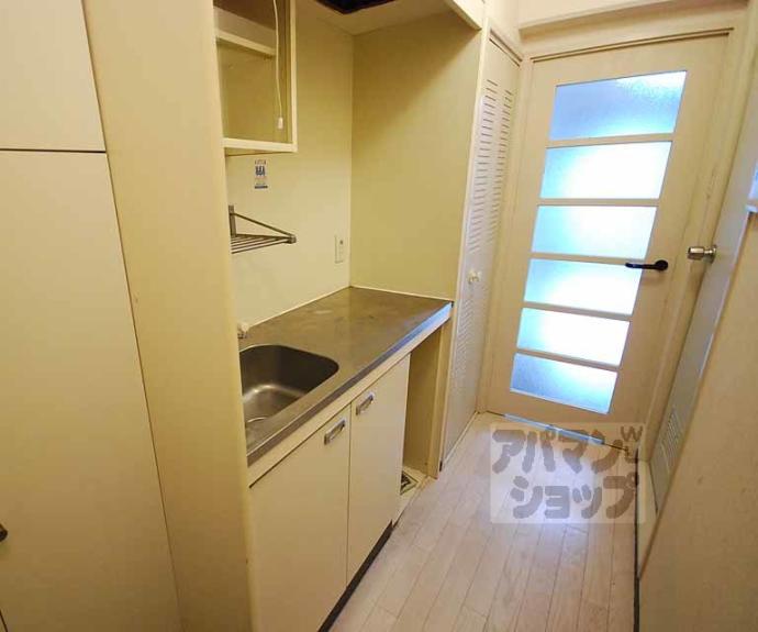 【ＤＥＴＯＭ－１烏丸一条Ⅱ】間取