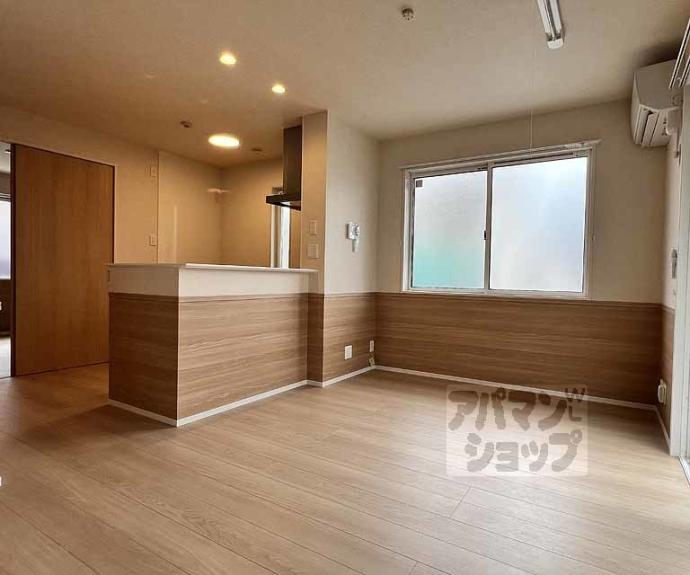 【Ｄ－ＲＯＯＭ嵯峨嵐山】間取