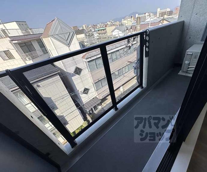 【ＴＨＥ　ＧＡＲＮＥＴ　ＳＵＩＴＥ　ＲＥＳＩＤＥＮＣＥ西院Ⅱ】間取