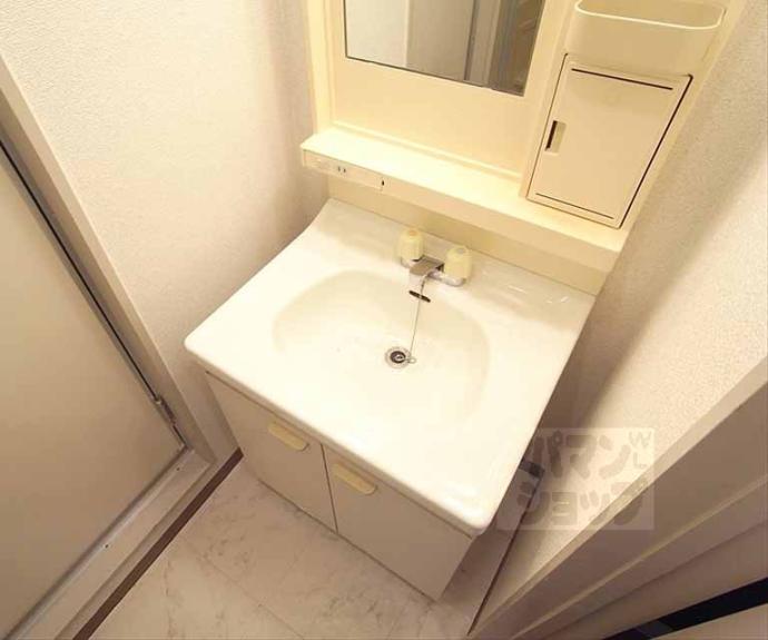 【リバティ岩倉南】間取