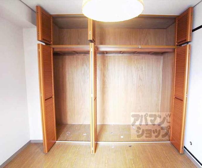 【カストルム洛北】間取